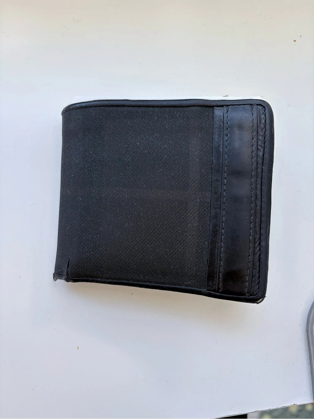 Men Burberry Leather Wallet